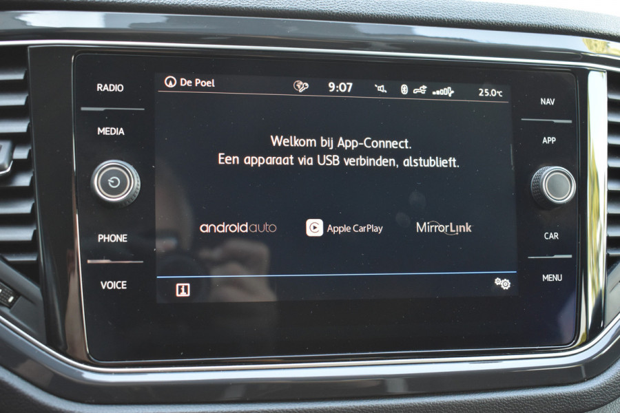 Volkswagen T-Roc 1.5 TSI Sport Business R Carplay Automaat