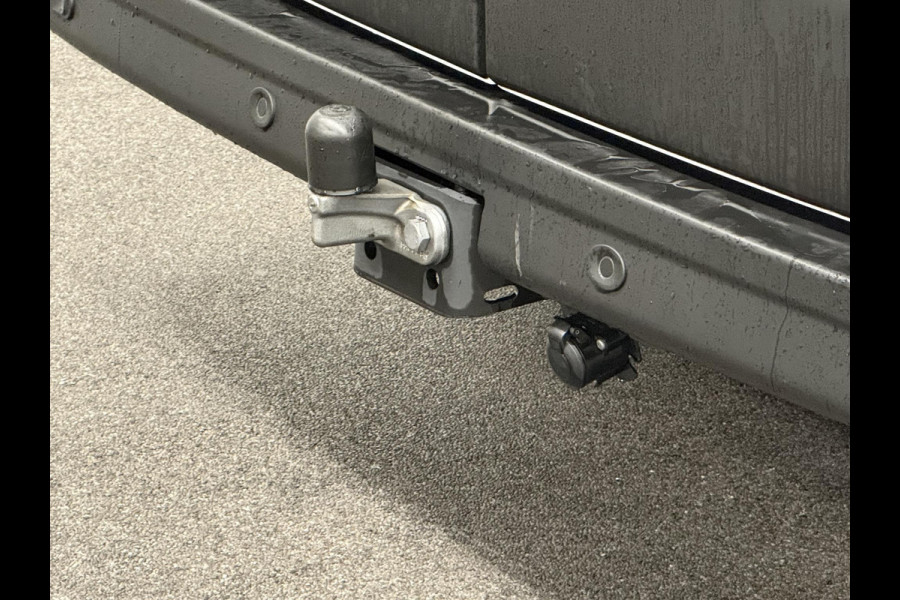 Renault Master T33 2.3 dCi 135 L2H2 BPM VRIJ! Airco Cruise control Parkeersensoren Navigatie Trekhaak