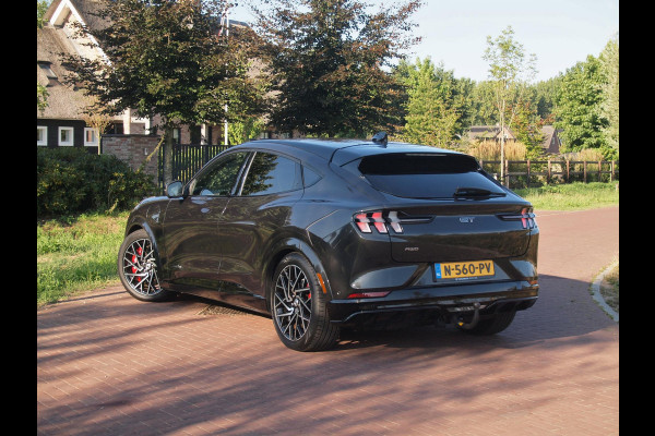 Ford Mustang Mach-E GT Extended AWD 98 kWh | 486 PK | Trekhaak | Panoramadak | Bang & Olufsen | 360 Camera |
