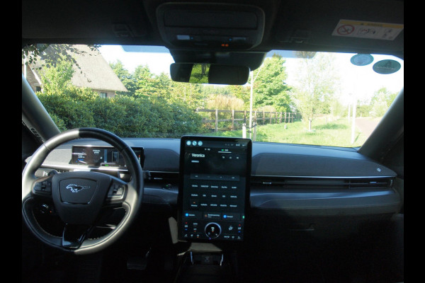 Ford Mustang Mach-E GT Extended AWD 98 kWh | 486 PK | Trekhaak | Panoramadak | Bang & Olufsen | 360 Camera |