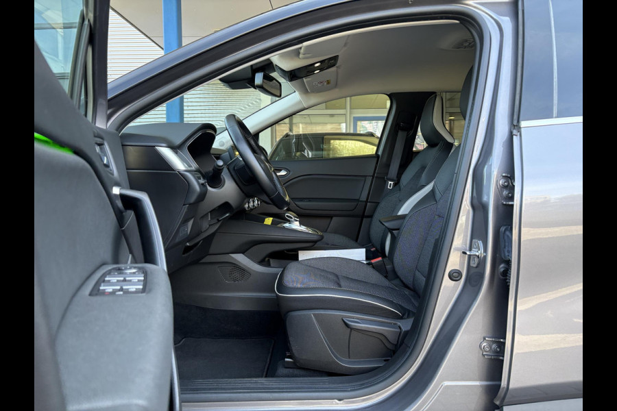 Renault Captur 1.6 E-Tech PHEV 160pk Intens | Trekhaak | Stoelverwarming | 18 Inch | Dodehoeksensoren | Camera | Climate Control |