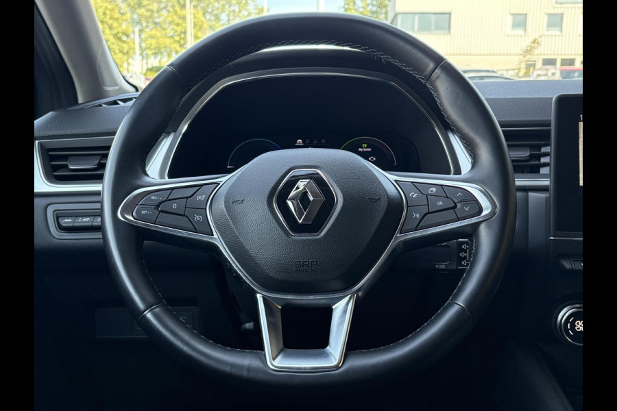 Renault Captur 1.6 E-Tech PHEV 160pk Intens | Trekhaak | Stoelverwarming | 18 Inch | Dodehoeksensoren | Camera | Climate Control |