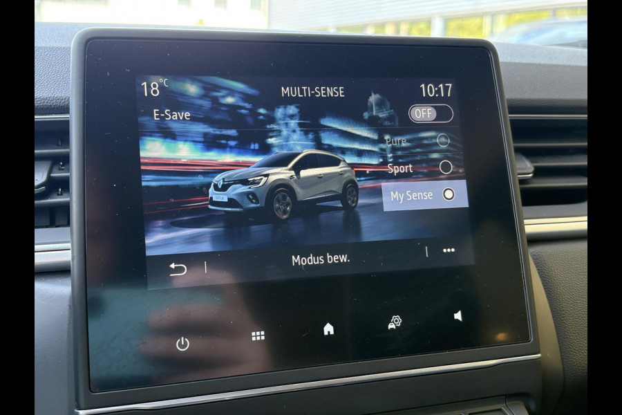 Renault Captur 1.6 E-Tech PHEV 160pk Intens | Trekhaak | Stoelverwarming | 18 Inch | Dodehoeksensoren | Camera | Climate Control |