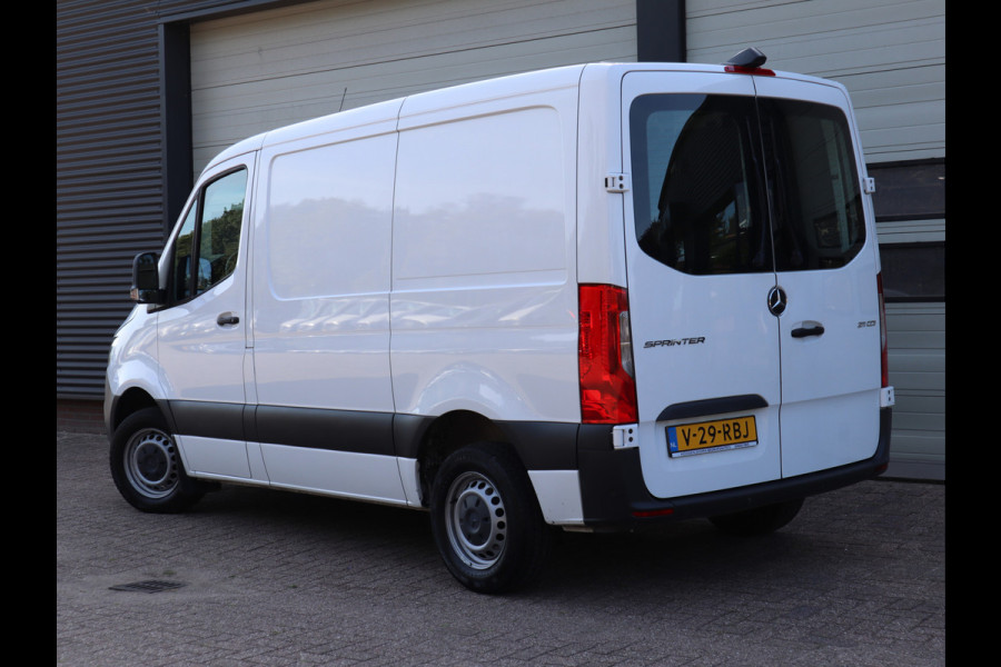 Mercedes-Benz Sprinter 211 CDI Euro 6 - L1H1 - MBUX - Camera - Standkachel