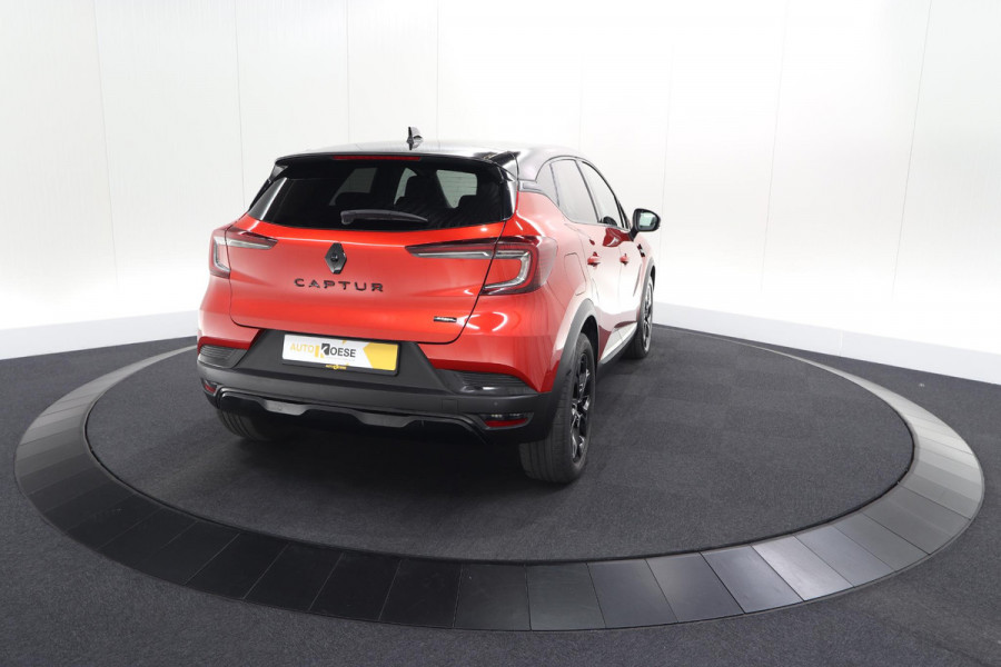 Renault Captur 1.6 E-Tech hybrid 145 SL Rive Gauche | Camera | Parkeersensoren | Navigatie | Apple Carplay