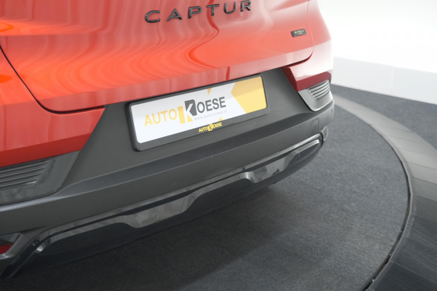 Renault Captur 1.6 E-Tech hybrid 145 SL Rive Gauche | Camera | Parkeersensoren | Navigatie | Apple Carplay
