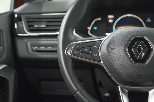 Renault Captur 1.6 E-Tech hybrid 145 SL Rive Gauche | Camera | Parkeersensoren | Navigatie | Apple Carplay