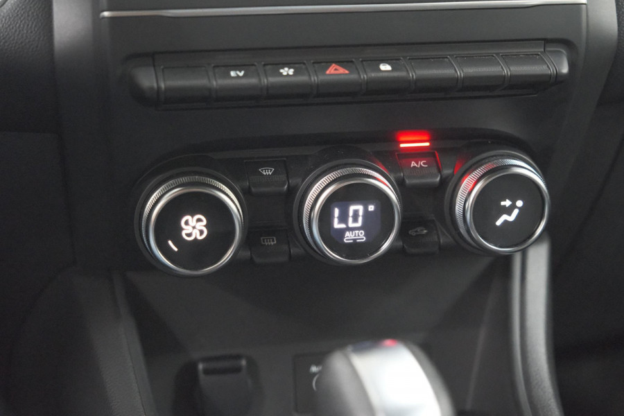 Renault Captur 1.6 E-Tech hybrid 145 SL Rive Gauche | Camera | Parkeersensoren | Navigatie | Apple Carplay