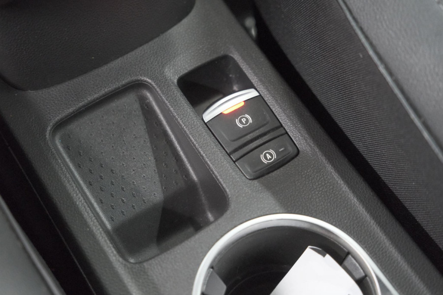 Renault Captur 1.6 E-Tech hybrid 145 SL Rive Gauche | Camera | Parkeersensoren | Navigatie | Apple Carplay