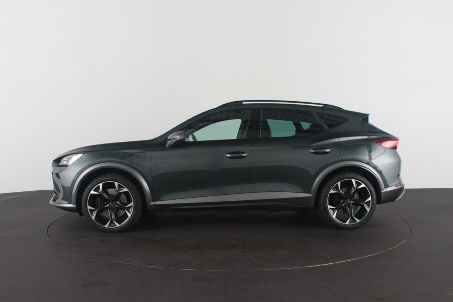 CUPRA Formentor 1.4 e-Hybrid VZ Copper Edition > 245pk/Leer/360° camera/Trekhaak/Camouflage Green