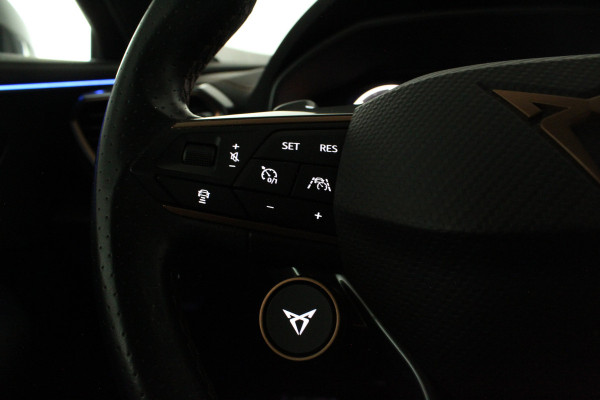 CUPRA Formentor 1.4 e-Hybrid VZ Copper Edition > 245pk/Leer/360° camera/Trekhaak/Camouflage Green
