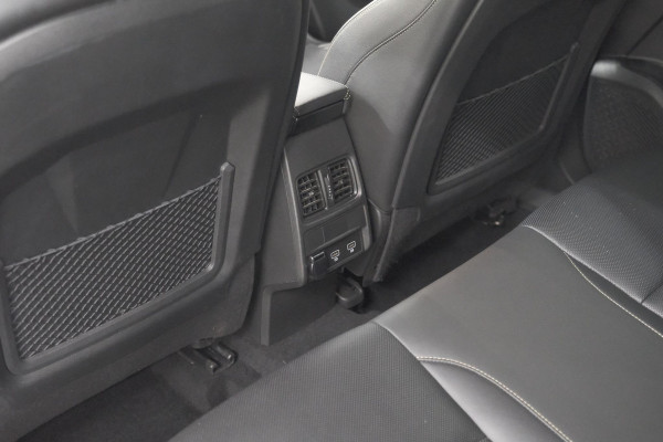 Renault Arkana 1.6 E-Tech hybrid 145 E-Tech Engineered | Adaptieve Cruise Control | Dodehoekdetectie | Camera | 9.3 Inch Groot Scherm