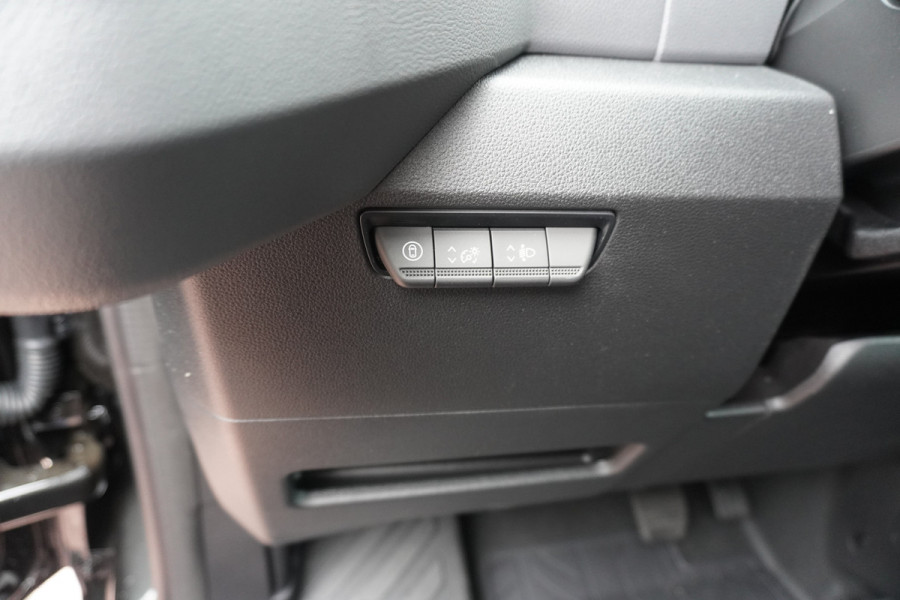Renault Master E-Tech T35 L2H2 Advance long range 87 kWh 143PK Automaat Schuifdeur L+R Climate | Cruise |Navi | Trekhaak | Betimmering