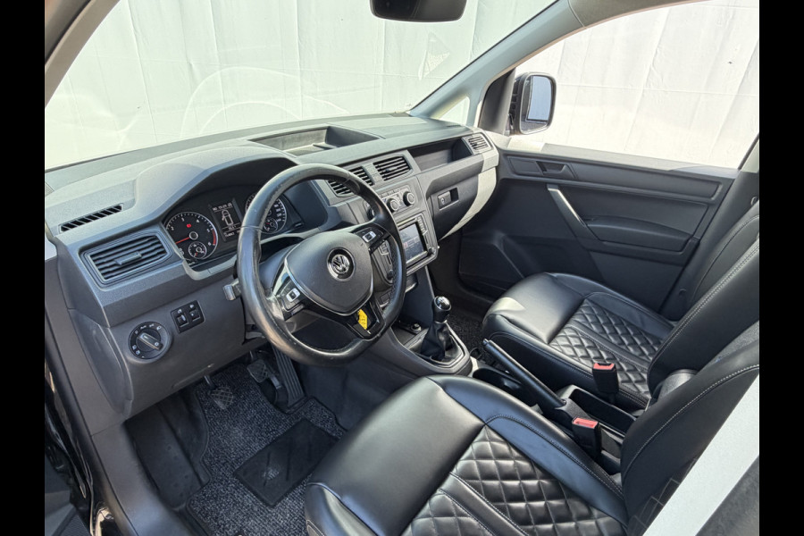 Volkswagen Caddy 2.0 TDI L1H1 BMT Marge-GEEN BTW! Trekhaak Leer Adap.Cruise Carplay 18Inch Voll.Onderhoud UITSTRALING!