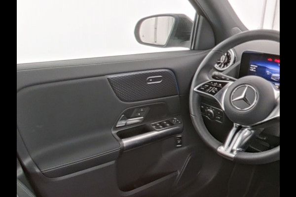 Mercedes-Benz EQA 250+ Business Line 71 kWh Ledkoplampen | Parkeerpakket met 360°-camera | Stoelverwarming | EASY-PACK achterklep. Inclusief 24 maanden MB Certified garantie voor Europa.