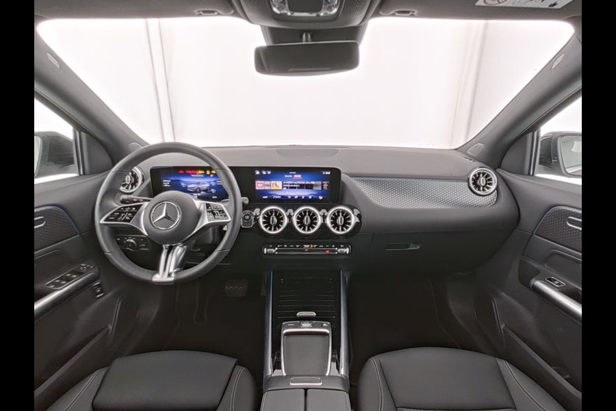 Mercedes-Benz EQA 250+ Business Line 71 kWh Ledkoplampen | Parkeerpakket met 360°-camera | Stoelverwarming | EASY-PACK achterklep. Inclusief 24 maanden MB Certified garantie voor Europa.
