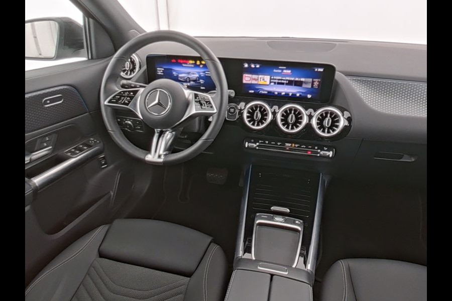 Mercedes-Benz EQA 250+ Business Line 71 kWh Ledkoplampen | Parkeerpakket met 360°-camera | Stoelverwarming | EASY-PACK achterklep. Inclusief 24 maanden MB Certified garantie voor Europa.