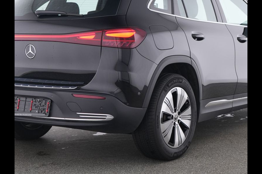 Mercedes-Benz EQA 250+ Business Line 71 kWh Ledkoplampen | Parkeerpakket met 360°-camera | Stoelverwarming | EASY-PACK achterklep. Inclusief 24 maanden MB Certified garantie voor Europa.