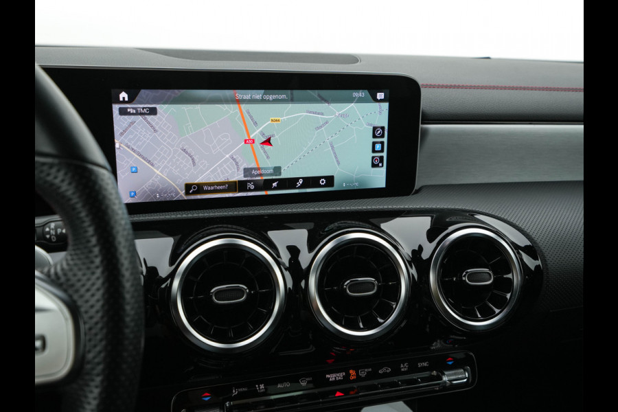 Mercedes-Benz CLA-Klasse Shooting Brake 200 AMG-Sportpack Business Solution (INCL-BTW) Aut. *LEATHER-MICROFIBRE | FULL-LED | HEATED-SPORTSEATS | DIGI-COCKPIT | DAB+ | NAVI-FULLMAP | CAMERA | PRIVACYGLASS | SHIFTPADDLES | 18''ALU*