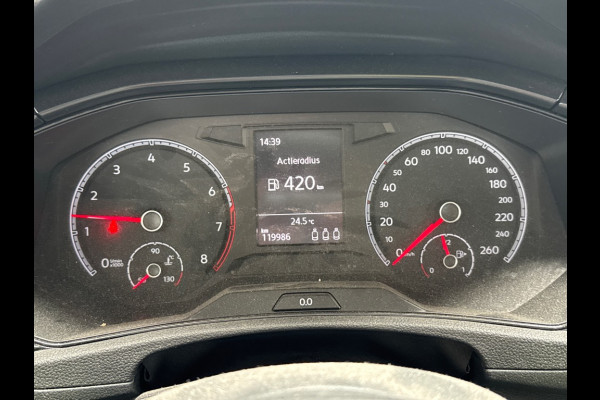 Volkswagen T-Roc 1.0 TSI | Stoelverwarming | Apple Carplay | Parkeersensoren | Trekhaak | Climate Control | Navigatie |