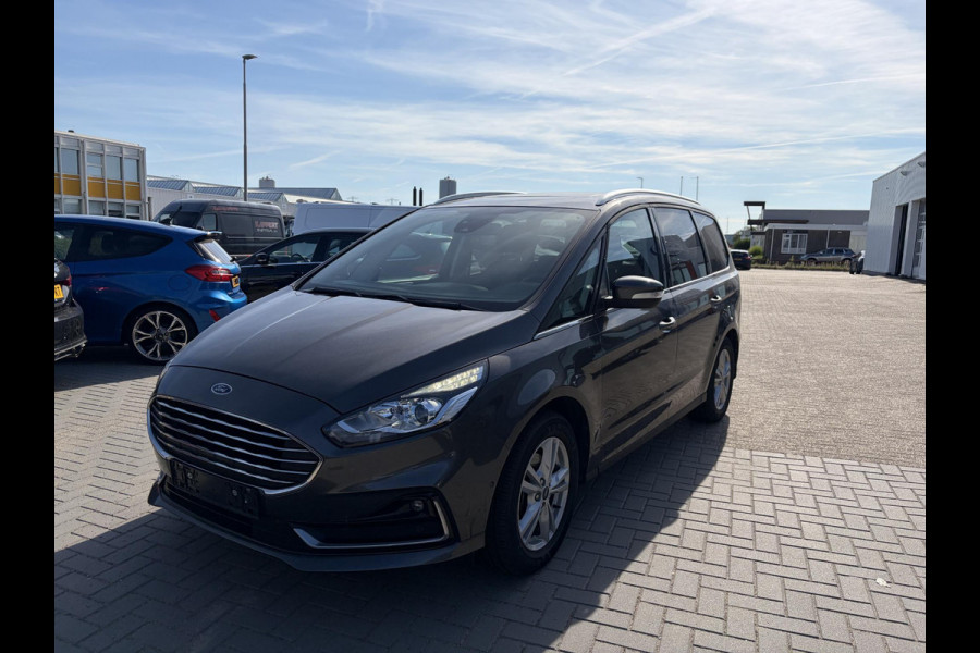 Ford Galaxy 2.5 Hybrid Titanium 190pk Automaat | Afneembare trekhaak | Panoramadak | Stoelverwarming | Camera