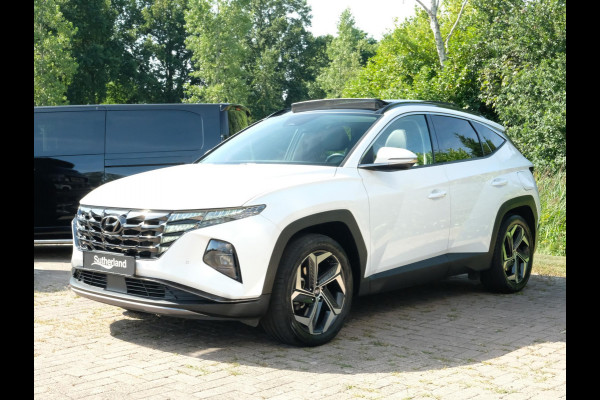 Hyundai Tucson 1.6 T-GDI PHEV Premium Sky 4WD 265 PK | Panoramadak | 360 Camera | Lederen bekleding | Stoelverwarming/verkoeling | Memory seats | Elek. Klep | Navigatie | CarPlay