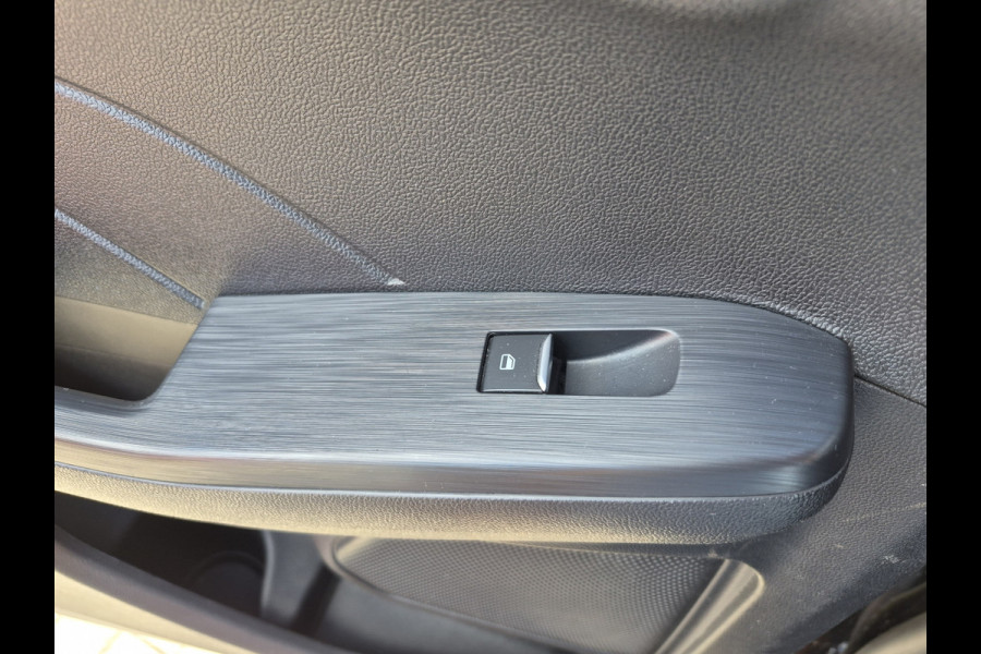 Ford Kuga 2.5 PHEV Titanium | Trekhaak | Open dak |