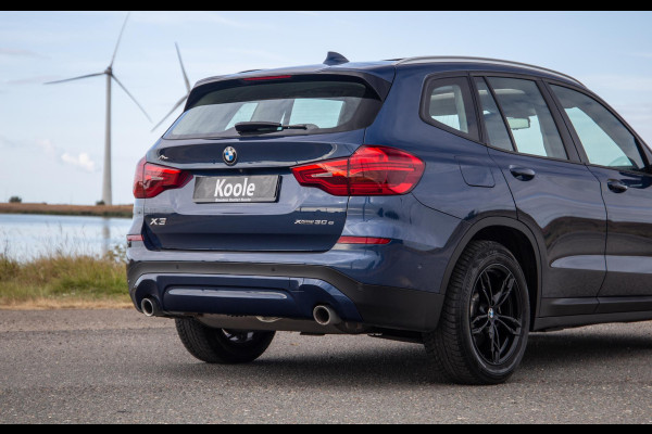 BMW X3 xDrive30e Executive BLACK LINE / PANORAMA DAK / CARPLAY / LEER / STOELVERWARMING / CAMERA