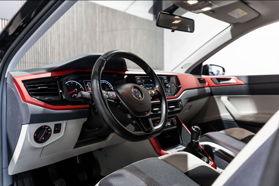 Volkswagen Polo 1.0 MPI Beats | Navi | PDC | Stoelverwarming