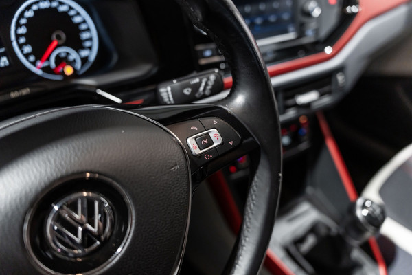 Volkswagen Polo 1.0 MPI Beats | Navi | PDC | Stoelverwarming