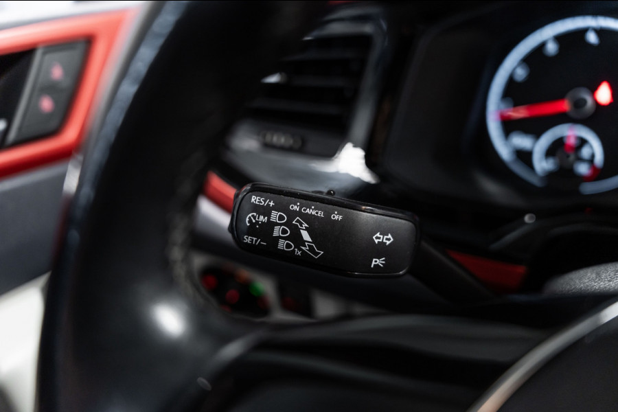 Volkswagen Polo 1.0 MPI Beats | Navi | PDC | Stoelverwarming