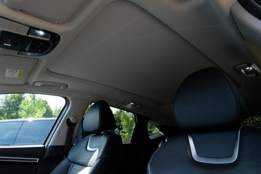 Hyundai Tucson 1.6 T-GDI PHEV Premium Sky 4WD 265 PK | Panoramadak | 360 Camera | Lederen bekleding | Stoelverwarming/verkoeling | Memory seats | Elek. Klep | Navigatie | CarPlay