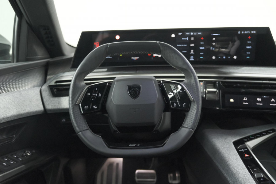 Peugeot 5008 1.2 Hybrid 136 GT 7p | Adaptieve Cruise Control | Camera | Elektrische Kofferklep | Stoelverwarming