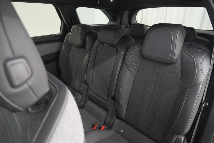 Peugeot 5008 1.2 Hybrid 136 GT 7p | Adaptieve Cruise Control | Camera | Elektrische Kofferklep | Stoelverwarming