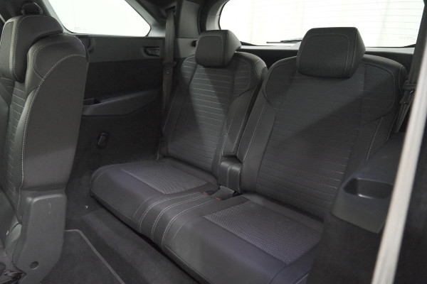 Peugeot 5008 1.2 Hybrid 136 GT 7p | Adaptieve Cruise Control | Camera | Elektrische Kofferklep | Stoelverwarming