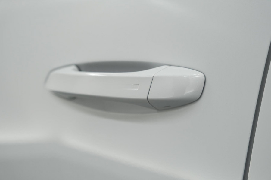 Peugeot 5008 1.2 Hybrid 136 GT 7p | Adaptieve Cruise Control | Camera | Elektrische Kofferklep | Stoelverwarming