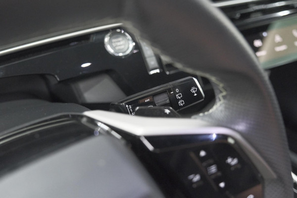 Peugeot 5008 1.2 Hybrid 136 GT 7p | Adaptieve Cruise Control | Camera | Elektrische Kofferklep | Stoelverwarming