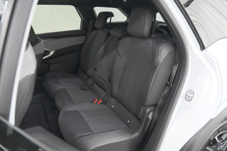 Peugeot 5008 1.2 Hybrid 136 GT 7p | Adaptieve Cruise Control | Camera | Elektrische Kofferklep | Stoelverwarming