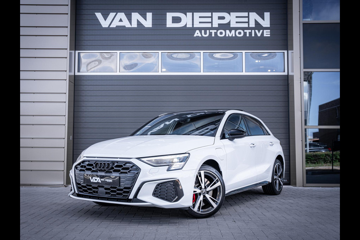 Audi A3 Sportback 45 TFSI e S edition Competition - Pano l Matrix l Elek stoel. l ACC