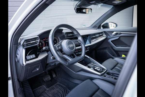 Audi A3 Sportback 45 TFSI e S edition Competition - Pano l Matrix l Elek stoel. l ACC