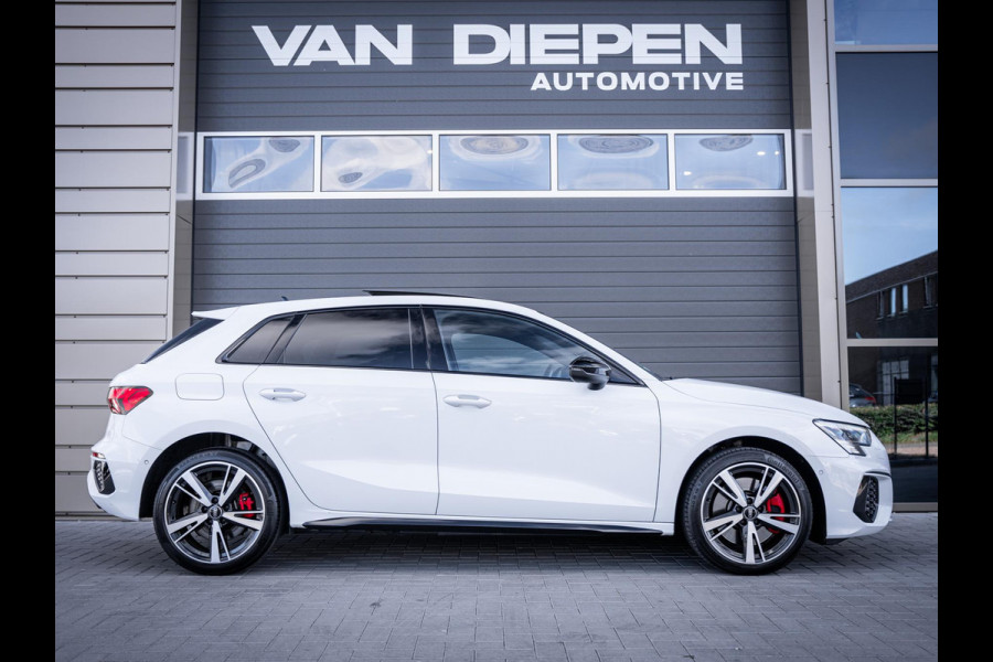 Audi A3 Sportback 45 TFSI e S edition Competition - Pano l Matrix l Elek stoel. l ACC