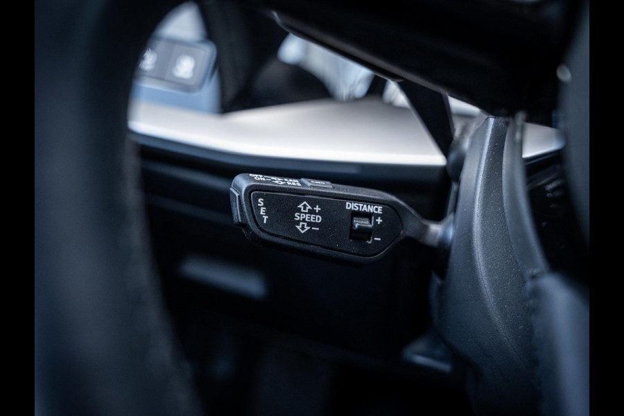Audi A3 Sportback 45 TFSI e S edition Competition - Pano l Matrix l Elek stoel. l ACC