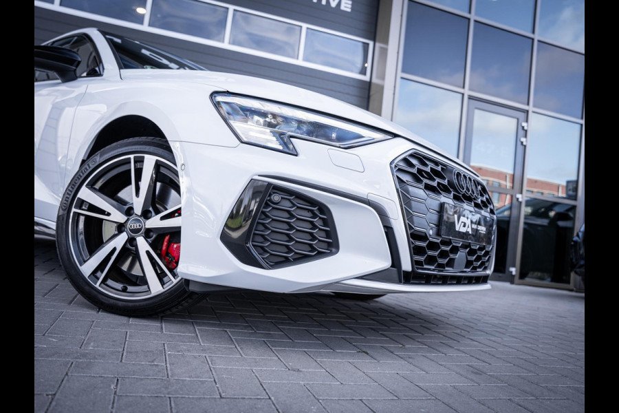 Audi A3 Sportback 45 TFSI e S edition Competition - Pano l Matrix l Elek stoel. l ACC