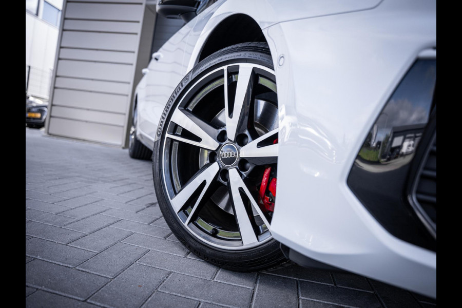 Audi A3 Sportback 45 TFSI e S edition Competition - Pano l Matrix l Elek stoel. l ACC