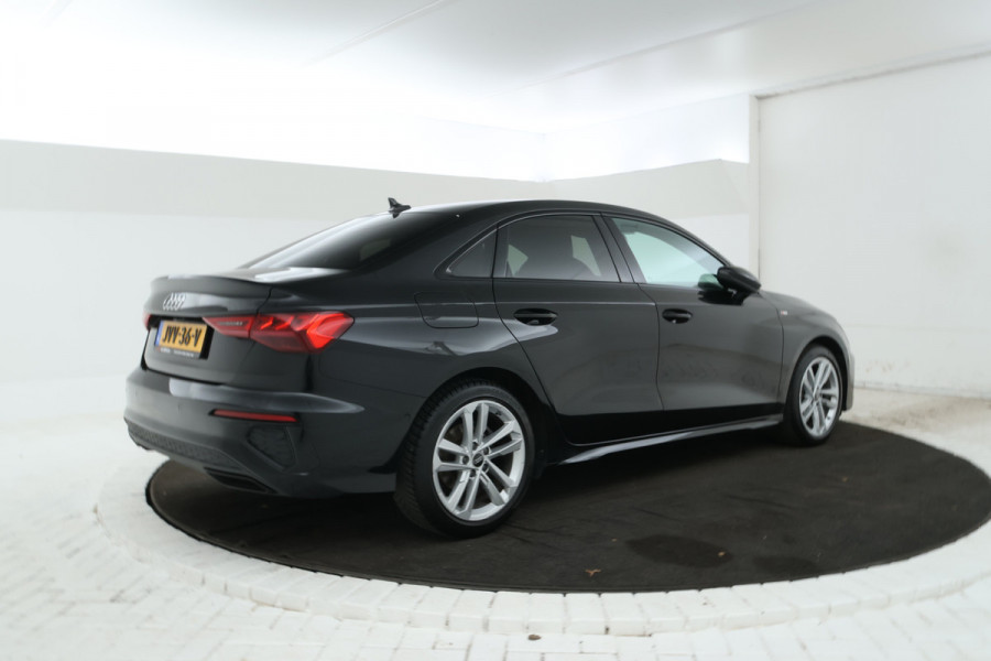 Audi A3 Limousine 30 TFSI S edition S-Line, Stoelverwarming, Volleder, Digital Dash, BOM VOL!!