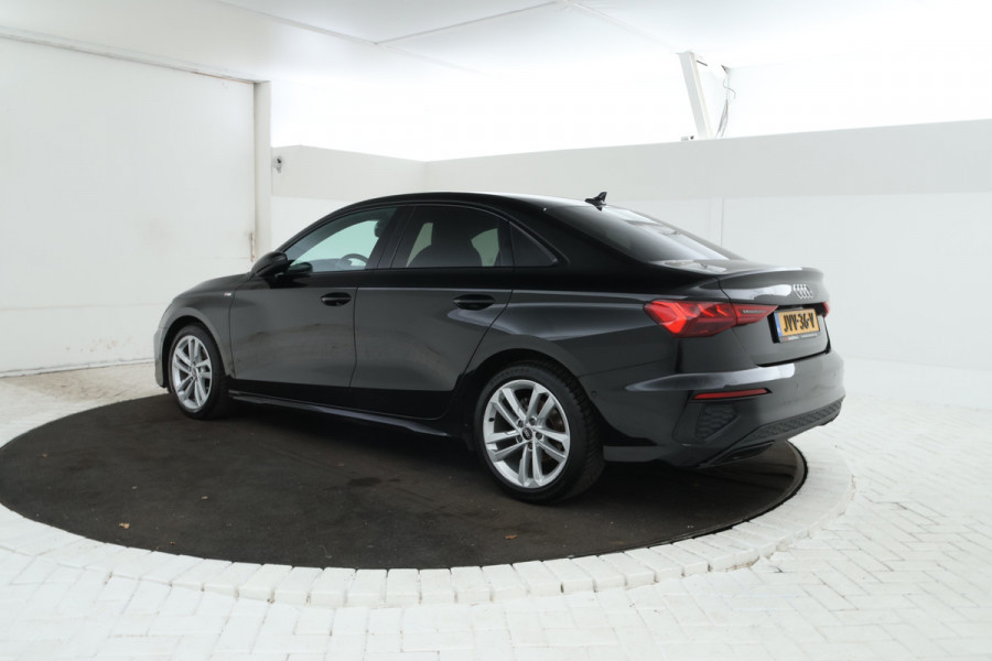 Audi A3 Limousine 30 TFSI S edition S-Line, Stoelverwarming, Volleder, Digital Dash, BOM VOL!!