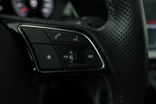 Audi A3 Limousine 30 TFSI S edition S-Line, Stoelverwarming, Volleder, Digital Dash, BOM VOL!!