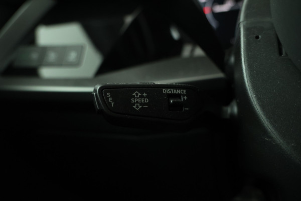 Audi A3 Limousine 30 TFSI S edition S-Line, Stoelverwarming, Volleder, Digital Dash, BOM VOL!!