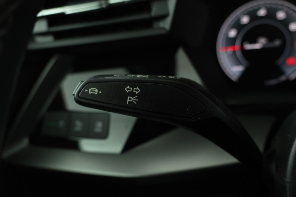 Audi A3 Limousine 30 TFSI S edition S-Line, Stoelverwarming, Volleder, Digital Dash, BOM VOL!!