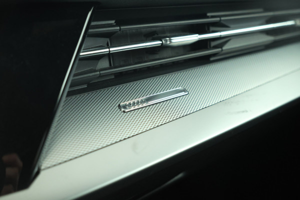 Audi A3 Limousine 30 TFSI S edition S-Line, Stoelverwarming, Volleder, Digital Dash, BOM VOL!!